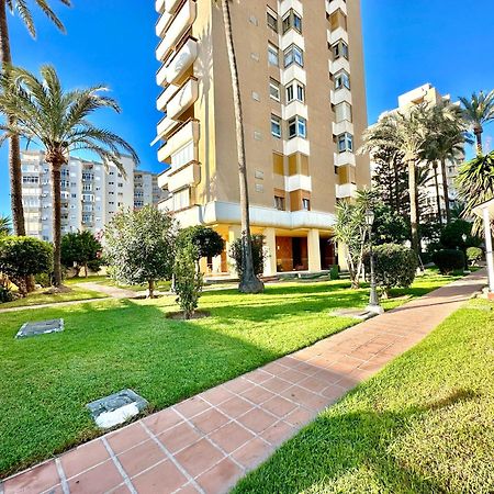 Gorgeous Apartment At The Sea In La Carihuela! Torremolinos Exterior photo