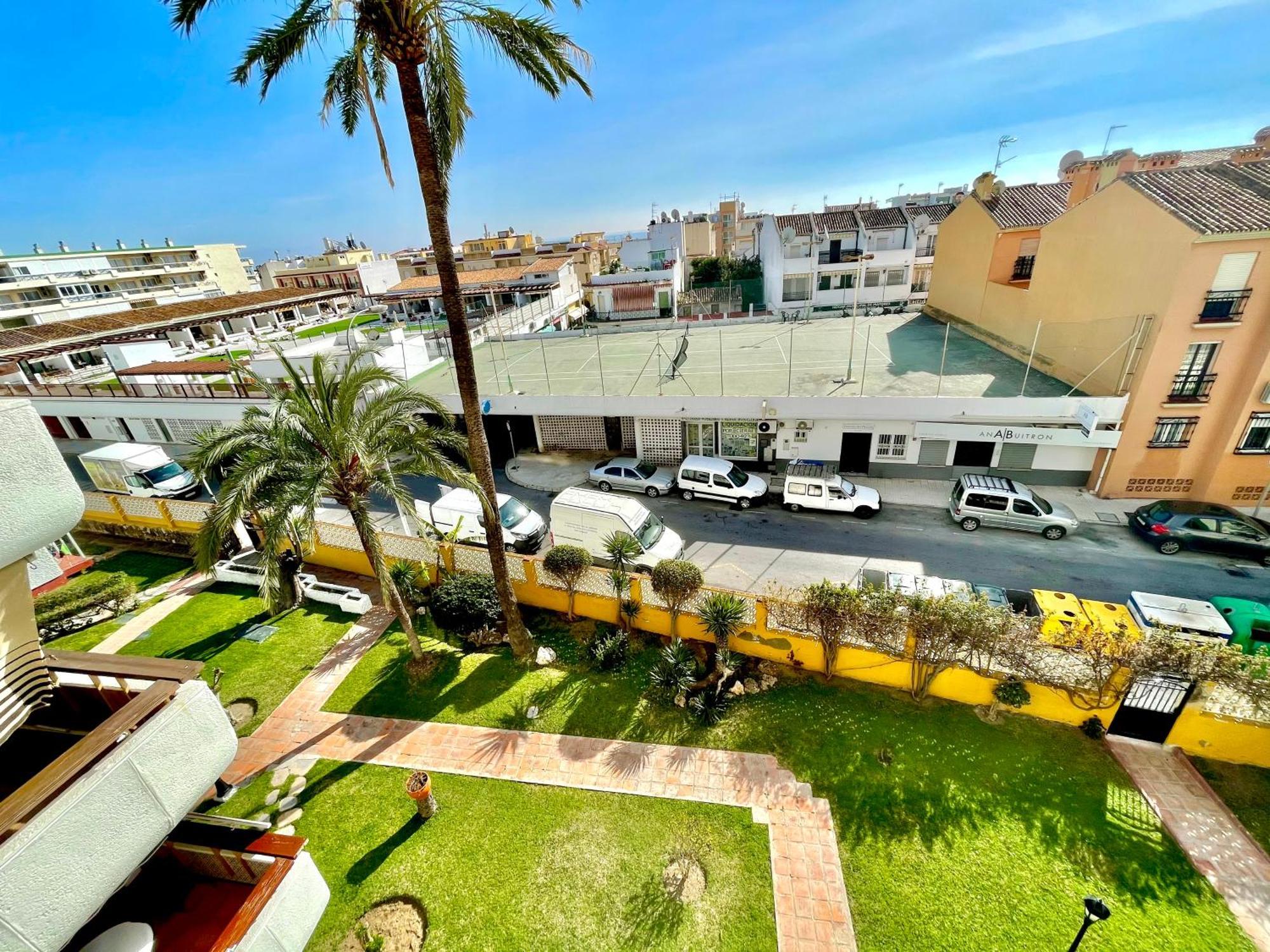 Gorgeous Apartment At The Sea In La Carihuela! Torremolinos Exterior photo